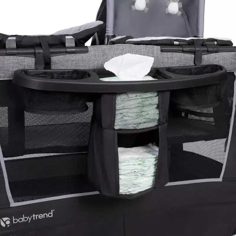 Baby Trend Retreat Twins Nursery Center - Quarry : Parc pour bébé de luxe avec nacelles, roues verrouillables et sac de transport