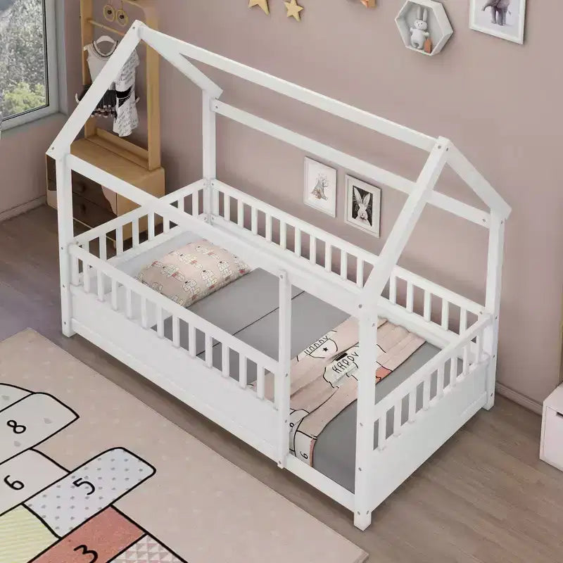 Cadre de lit au sol Okak Twin/Full Size avec toit en forme de maison, barrières de sécurité, lit en bois à profil bas pour chambre d'enfant et de grand enfant