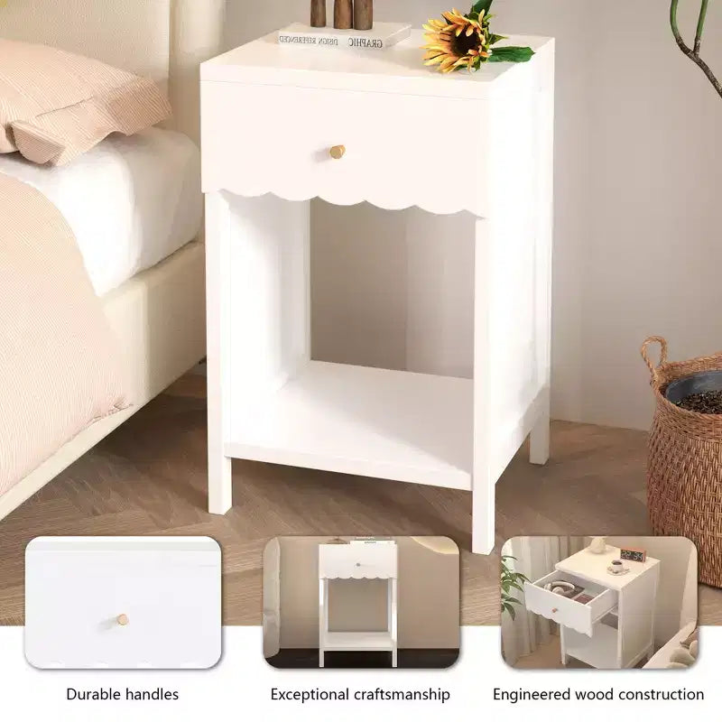 Table de chevet moderne blanche avec tiroir et étagère ouverte, Table de chevet à bord festonné pour chambre à coucher