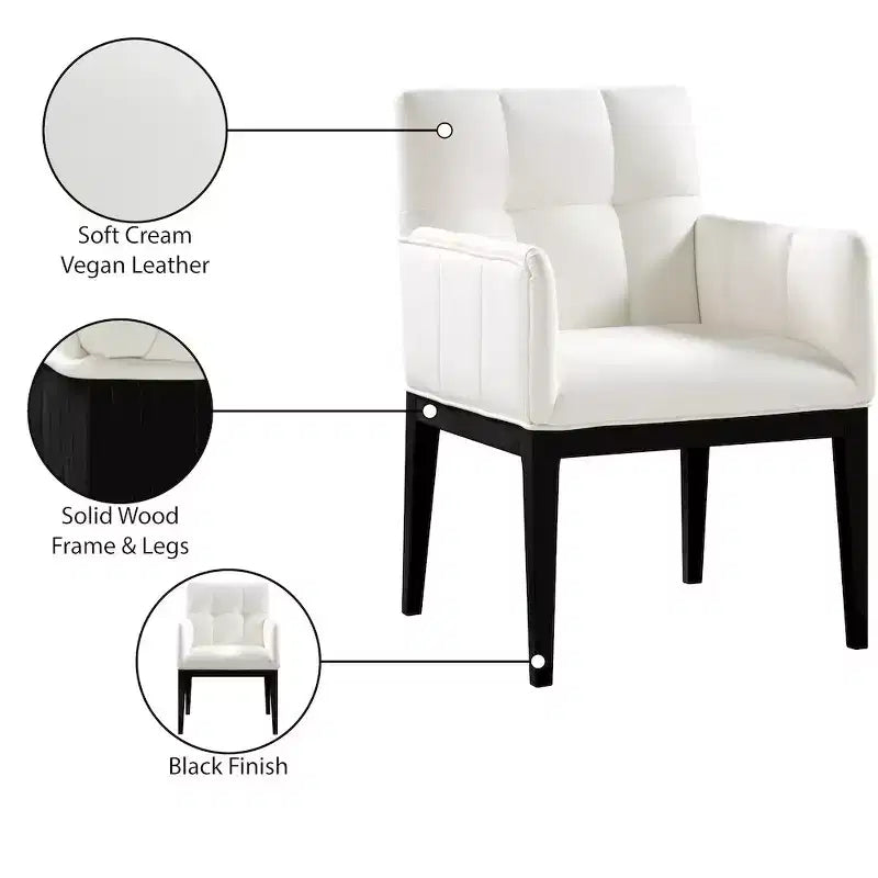 Meridian Furniture, Chaise de salle à manger Adrian en similicuir (lot de 2)
