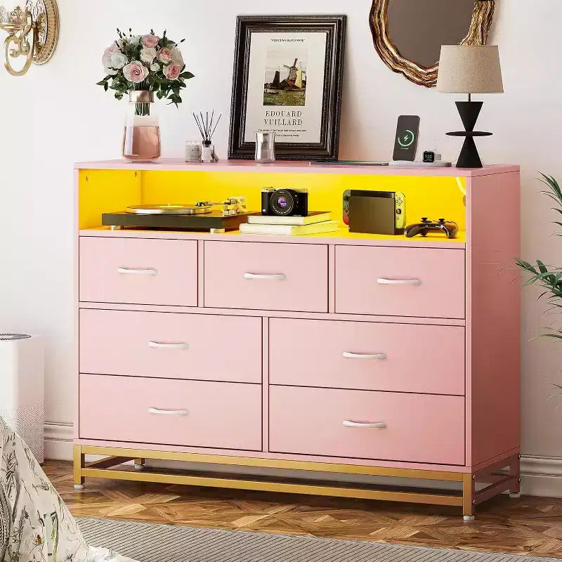 Wooden Modern 7 Drawers Long Dresser with Charging Station and Led Lights Design, Wide Dresser for Living Room, Hallway