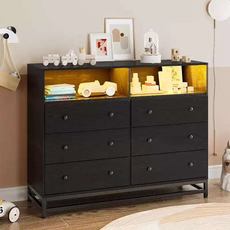 Acekool 6 Drawer Dresser with Power Outlets, Modern Chest Organizer with Storage Fence and Metal Legs, TV Stand for Bedroom, Living Room, Entryway