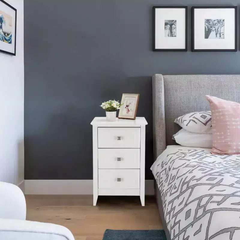Karl Home 3-Drawer White MDF (Medium-Density Fiberboard) 15.75in. W Nightstands