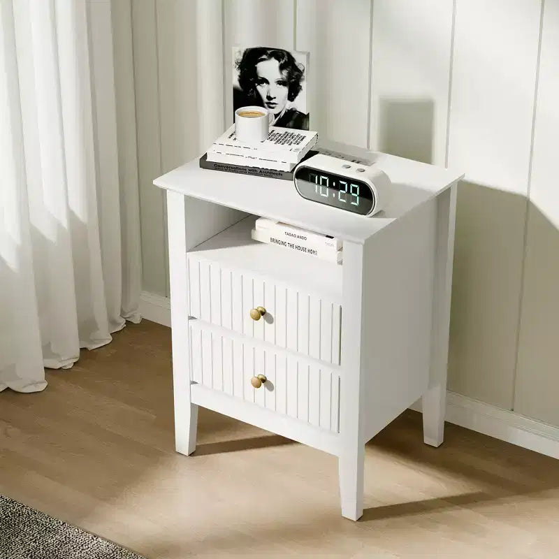 Heynemo Fluted 2 Drawer Dresser, Nightstand with Charging Station, Modern Chest of Drawers, Modern Wood Dresser with Spacious Storage, Tall End Table