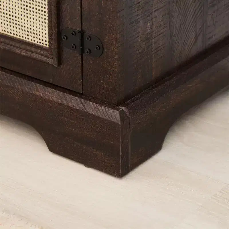 Meuble TV de style ferme pour écrans jusqu'à 70 pouces - 2 étagères ouvertes, 2 portes en rotin, MDF
