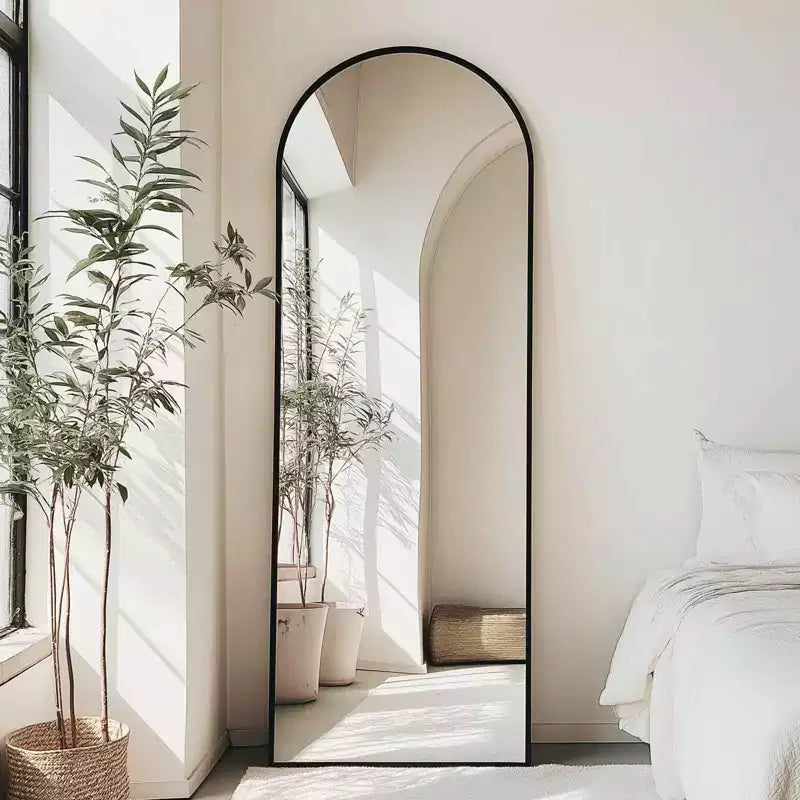 Miroir arqué pleine longueur de 71x26 pouces - Miroir sur pied, à suspendre ou mural pleine longueur