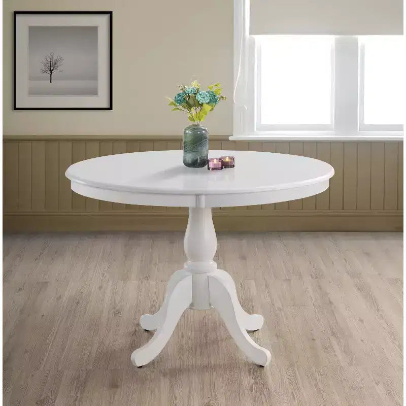 Carolina Living 42 Salem Round Pedestal Dining Table