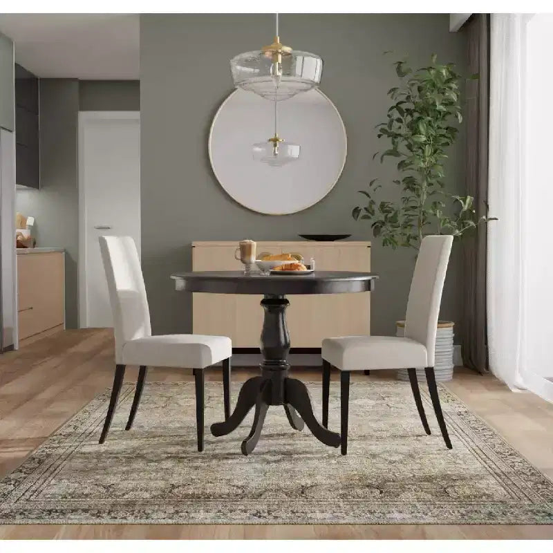 Carolina Living 42 Salem Round Pedestal Dining Table