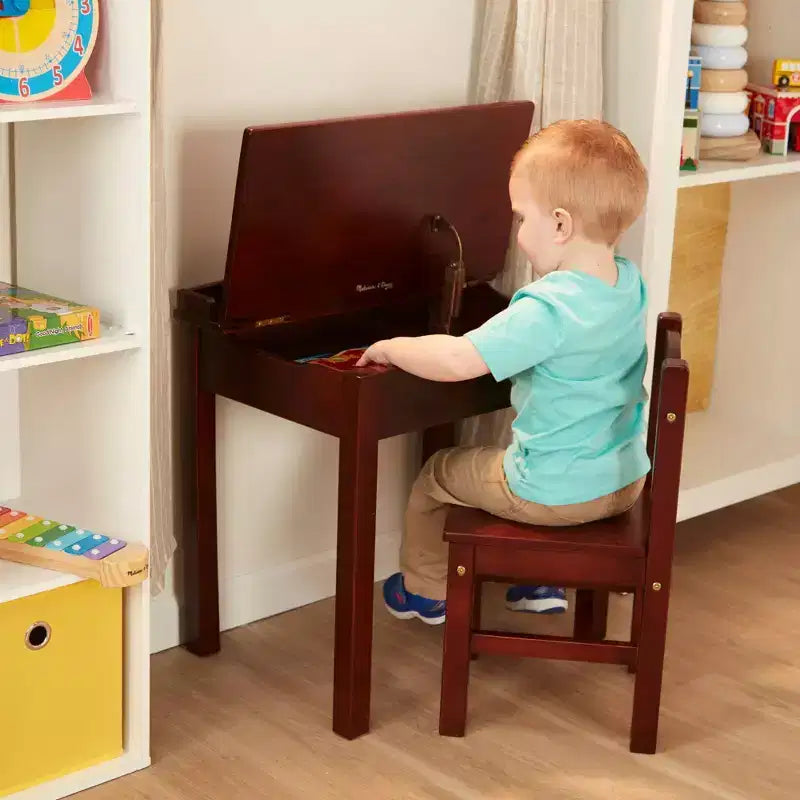 Melissa & Doug – Bureau et chaise pour enfant avec plateau relevable en bois – Expresso : Ensembles de mobilier de bureau, cadre en bois, rangement fermé