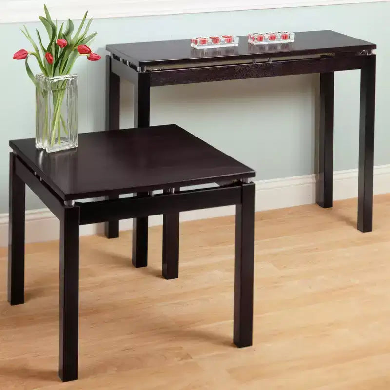 Console en expresso foncé avec des accents métalliques