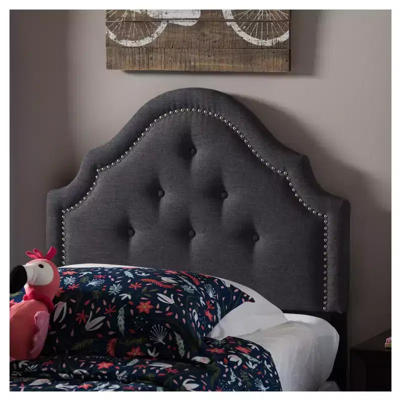 Tête de lit capitonnée en tissu Cora moderne et contemporaine - Lit jumeau - Baxton Studio