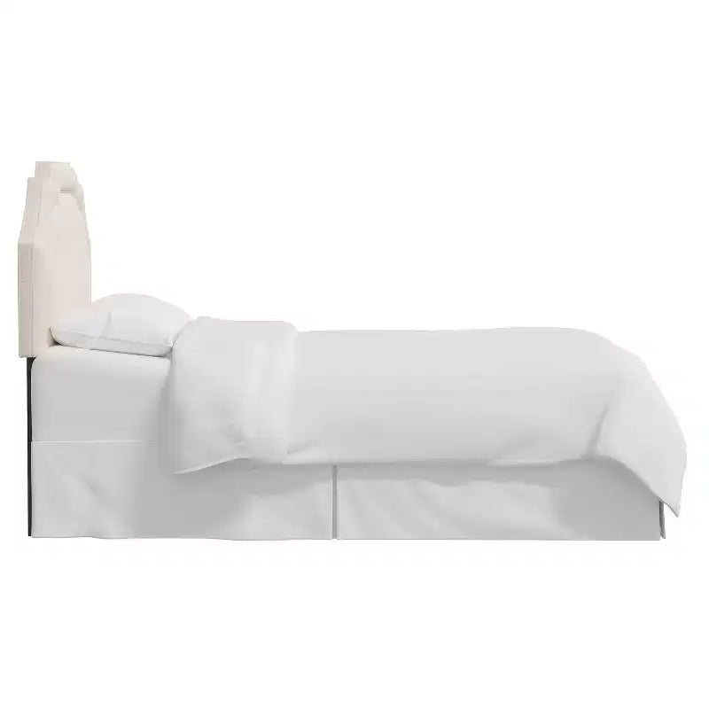 Skyline Furniture Axel Notched Bordered Headboard Linen