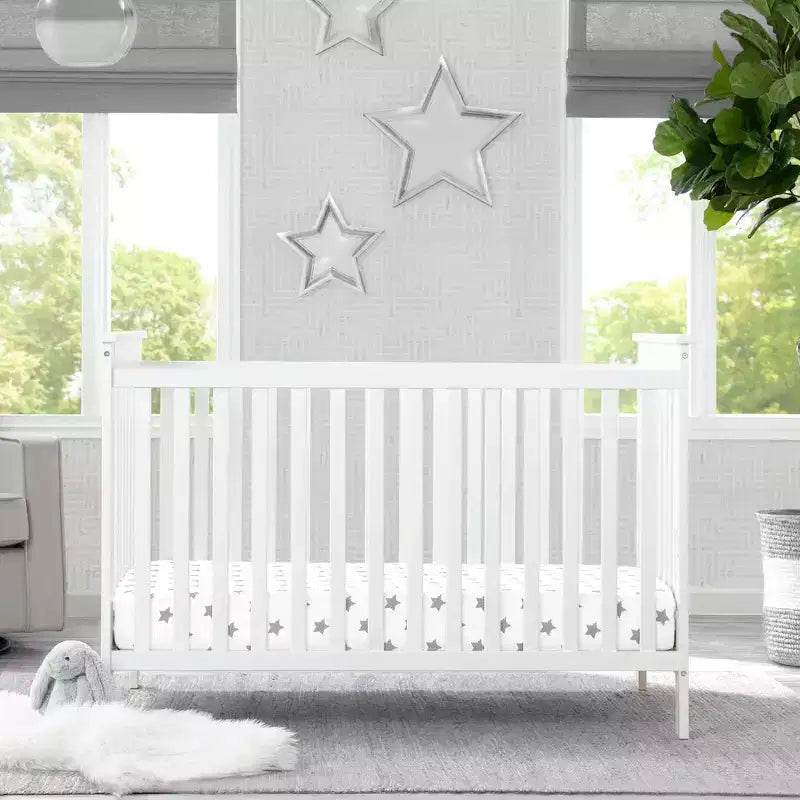Lit de bébé convertible 3-en-1 Adley de Delta Children