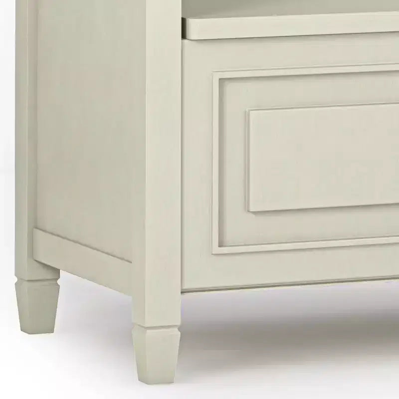 Hampshire Entryway Storage Bench - WyndenHall