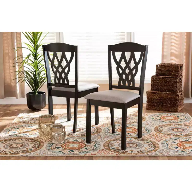 2 chaises de salle à manger Delilah en tissu et bois – Baxton Studio
