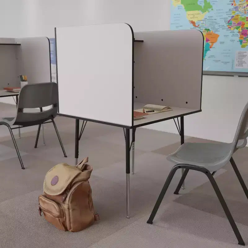 Cabine d'étude individuelle Emma et Oliver avec pieds réglables en hauteur