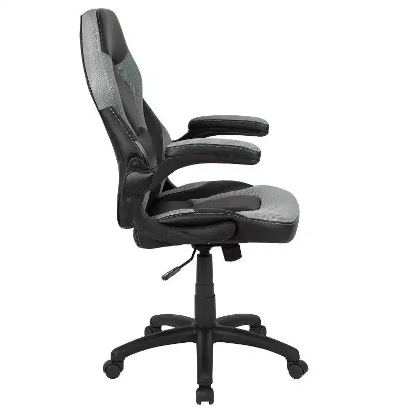 Chaise de jeu à dossier haut BlackArc en similicuir, siège pivotant réglable en hauteur et accoudoirs rembourrés relevables