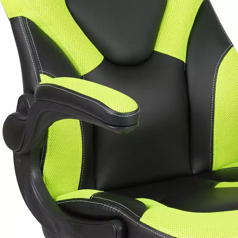 Chaise de jeu à dossier haut BlackArc en similicuir, siège pivotant réglable en hauteur et accoudoirs rembourrés relevables