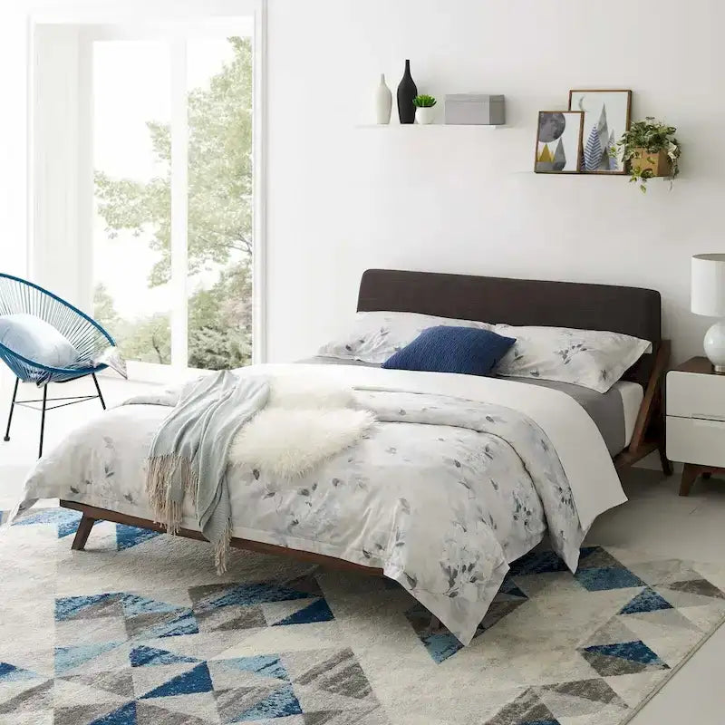 Luella Queen Upholstered Fabric Platform Bed