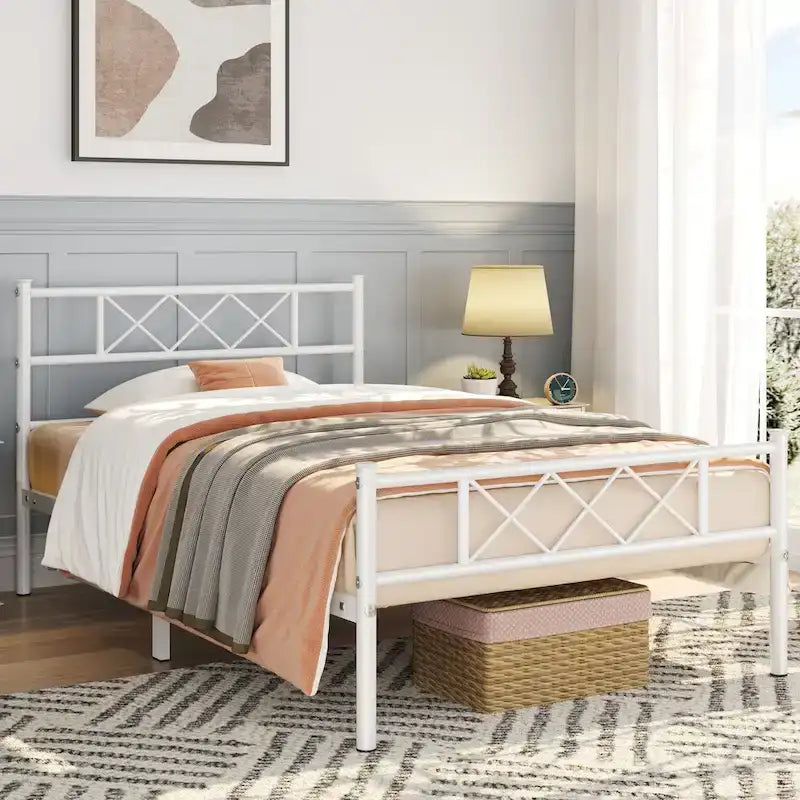 Yaheetech Metal Bed Frame Mattress Foundation with Slatted Bed Base