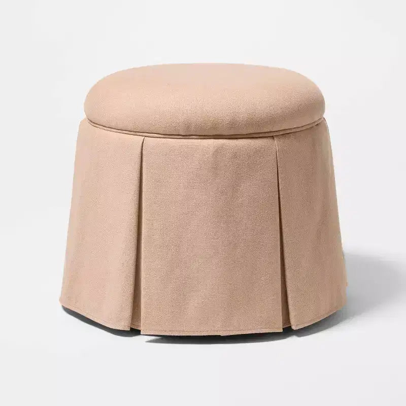 Pouf de rangement plissé en tissu haute performance - Threshold conçu avec Studio McGee